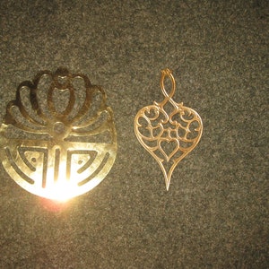 FLAT BRASS SHAPE Embellishment Made In England Direct Manufacturing Supply Company For Associated Dry Goods 8 1/4&quot; x 7 1/2&quot; & Heart Trivet