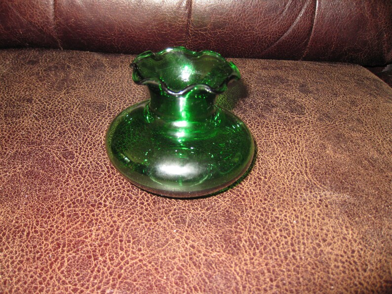 SMALL ART DECO Vase Emerald Green Bud Vase Fluted Top Edge 3 1/2 High 2 1/2 Across Top 1 Opening image 2