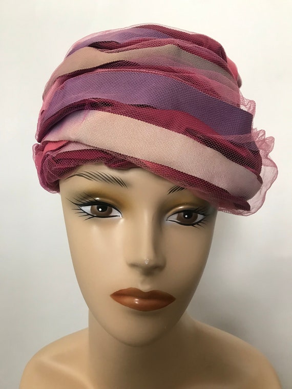 Vintage 1960s Pink Tulle Turban Ladies Hat 1950s Vintage Sonni of California Pink Tulle Turban Hat With  main image 2
