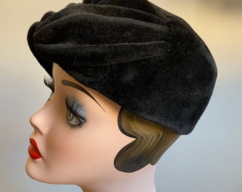 Cappellino Vintage Anni 1950 In Vellutino Nero / ‘50 Cappello Da Donna / Miriam & Suzy Original