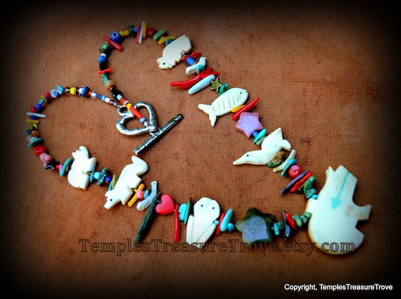 Vintage zuni bear fetish - Gem