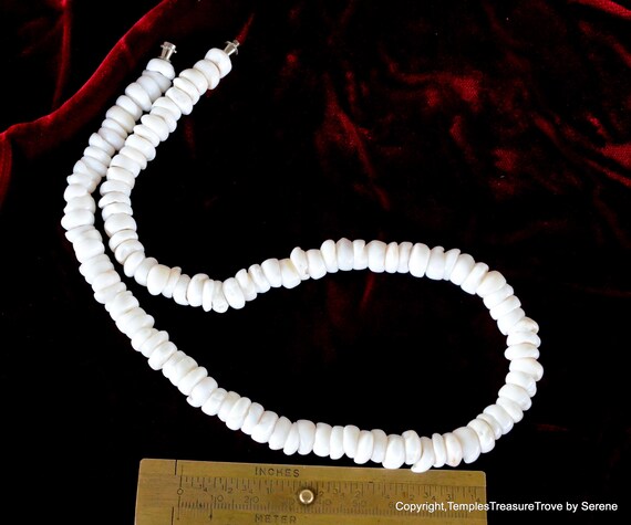 Classic Hawaiian Puka Shell Choker~ Circa 1970's … - image 3