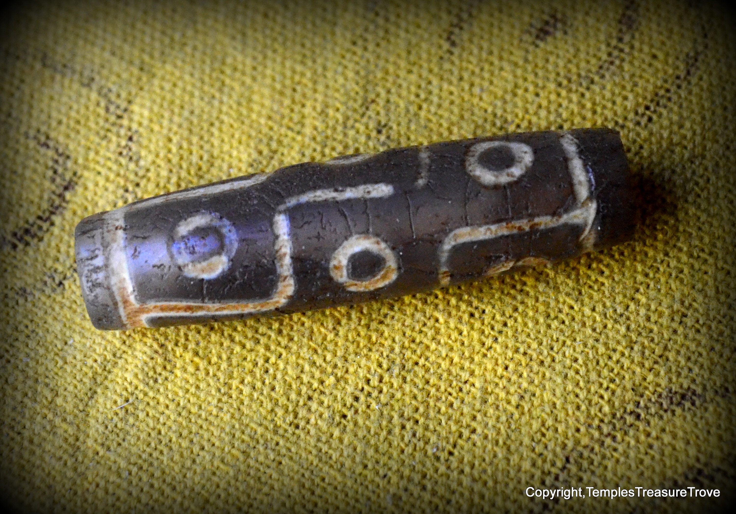 Tibetan Nine Eyes Dragon Veins Dzi Agate Bead~sacred Nine Eyes