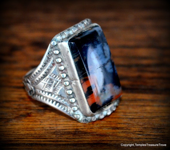 Sterling and Petrified Wood Old Pawn Navajo Ring~… - image 2