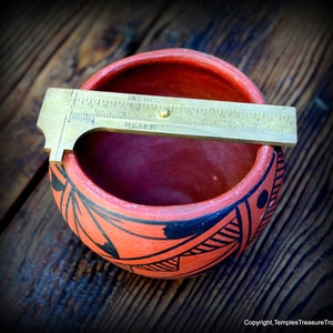 Native American Hopi Polychrome Pot~Red and Black Polychrome Hopi Pottery~Vintage Hopi Polychrome Pottery~Hopi Seed Pot~Collectible Pottery image 3