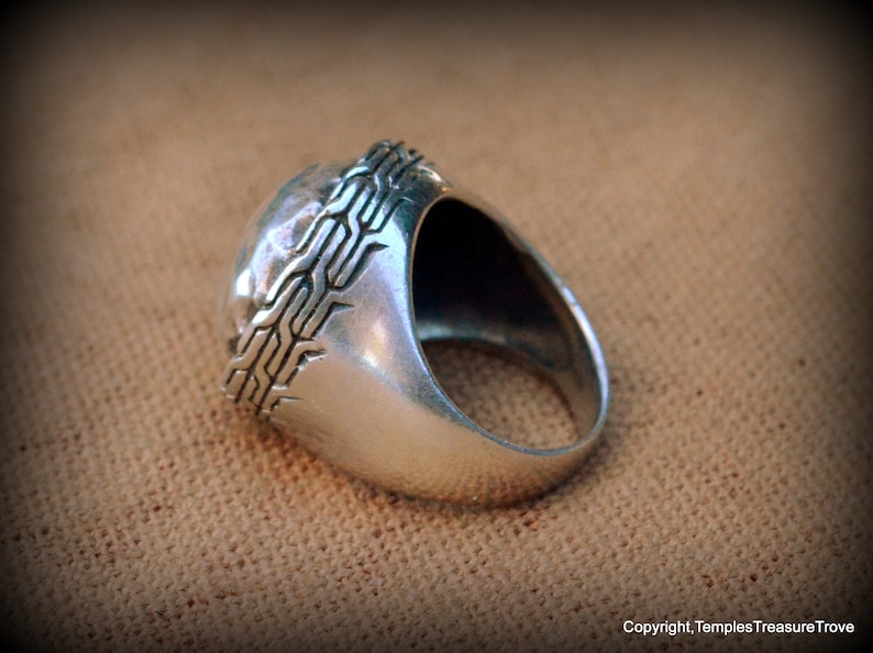 Hammered Sterling Silver Dome Ring~ Unisex Vintage Ring Size 5~Mid Century 925 Silver Dome Ring~925 Girlfriend Ring~925 men/'s pinkie ring