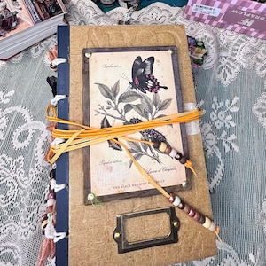 Handmade Eco-Dyed Junk  Journal:heavy pages ,  cigar box inserts, pockets fabric, ephemera, thick pages slip knot binding 50 pages 10x6x3