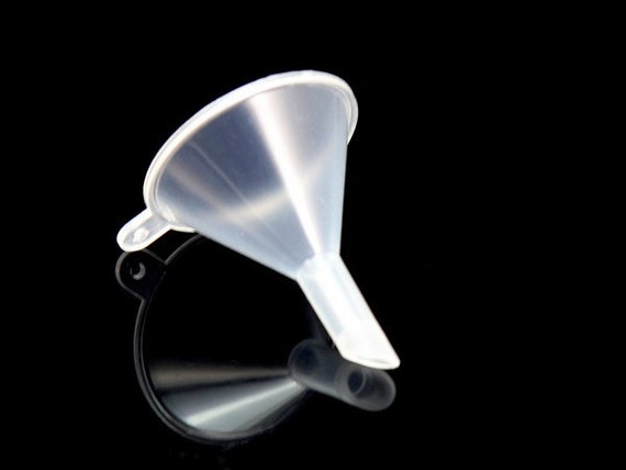 Free Shipping Small Plastic Funnel for Filling Small Bottles Fragrance  Perfume Craft 