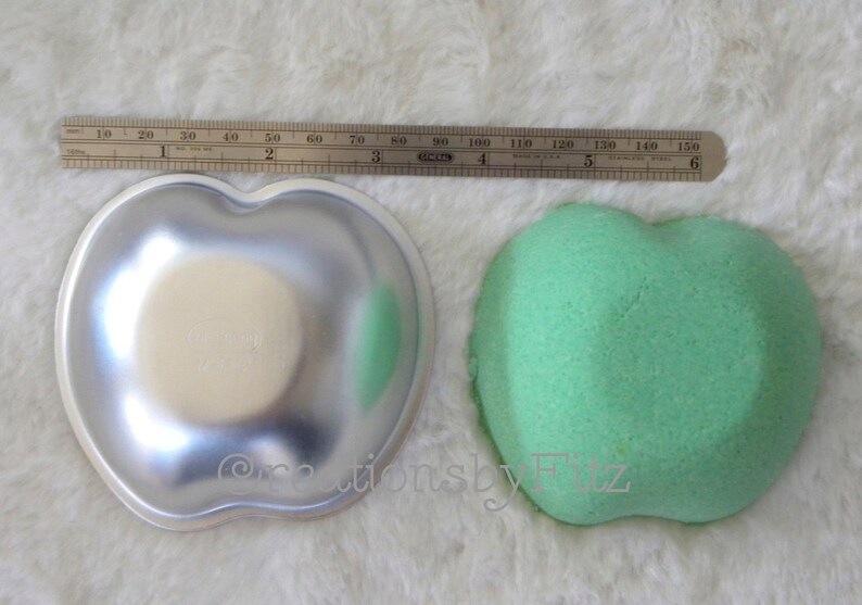 3.18 x 1.5 Perfect for Teacher Gifts Apple Bath Bomb Mold