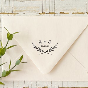 BEST SELLER! Wedding Logo Stamp. Custom Wedding Gift Stamp for Favors or Invitations. Laurel Wreath Wedding Stamp. Bridal Shower Stamp.