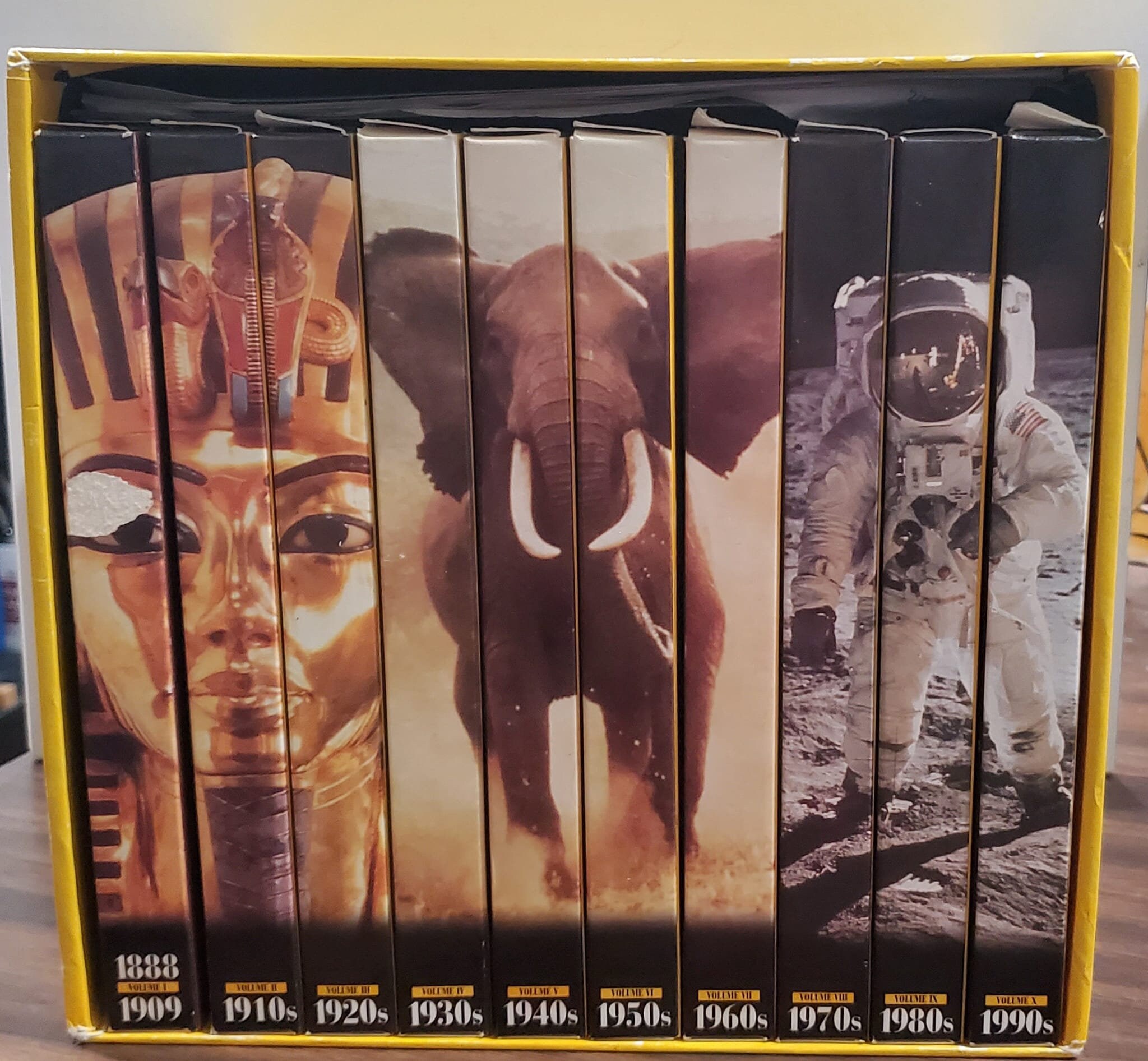 National Geographic 108 年　cd-Rom The Complete National Geographic 108 Years 30 CD-ROM Box Set