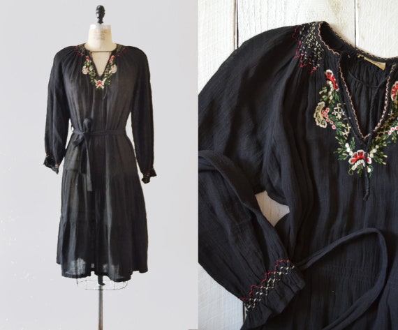 1950s Cotton Black Peasant Dress / vintage peasant