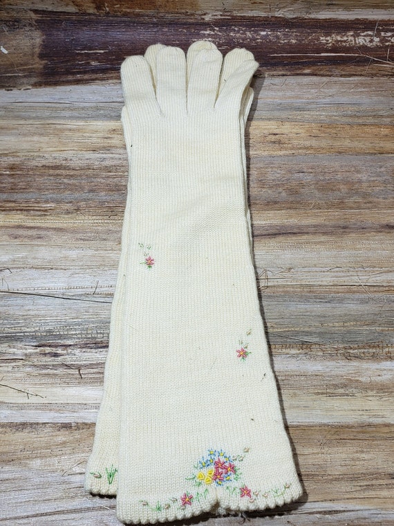 Vintage Cotton Gloves, cross stitch , embroidery,… - image 1