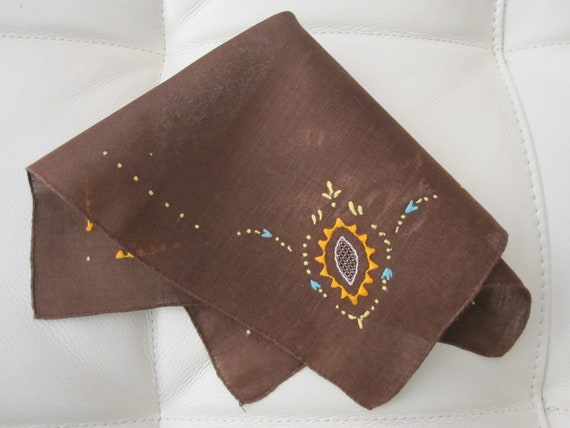 1930s BROWN EMBROIDERED Hand Stitched Handkerchief - image 2