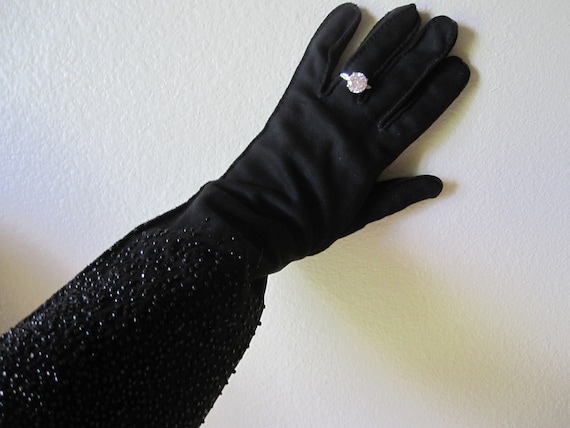 CRESCENDO BLACK BEADED Gauntlet Gloves - image 2