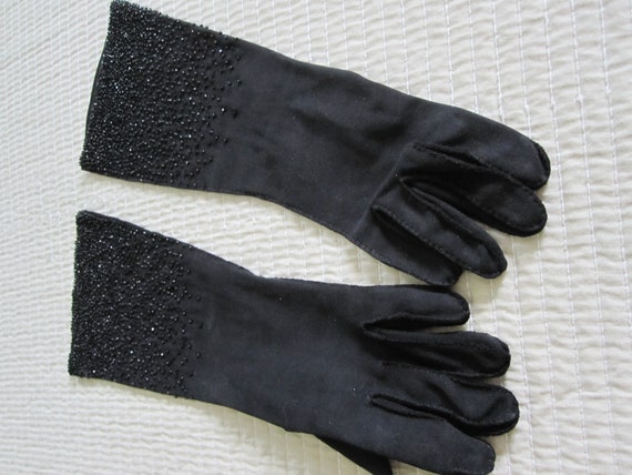 CRESCENDO BLACK BEADED Gauntlet Gloves - image 6