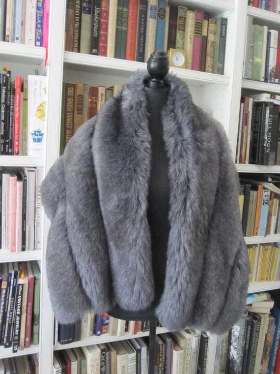 Faux FUR GRAY BLUE Stole