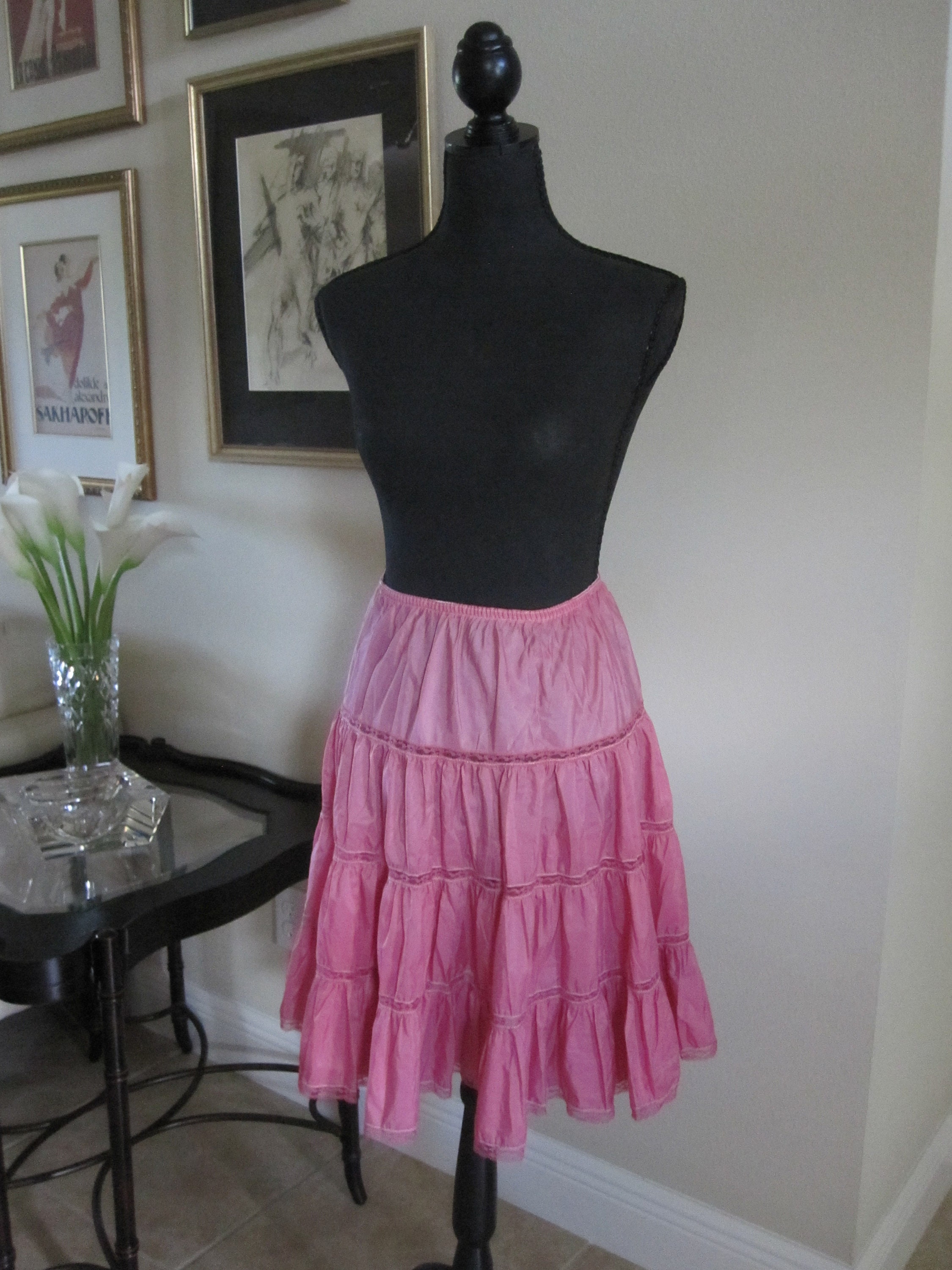 Buy SNAPTRON Cancan Skirt for Wedding Lehenga for Women - Can Can Skirt for  Gown Or Cancan Petticoat Underskirt for Lehenga 8 Layer/Under Skirts for  Dresses, Lehnga, White Organza Skirt at