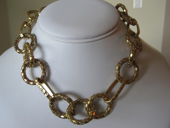 Layering Choker in Shrimp (Gold)