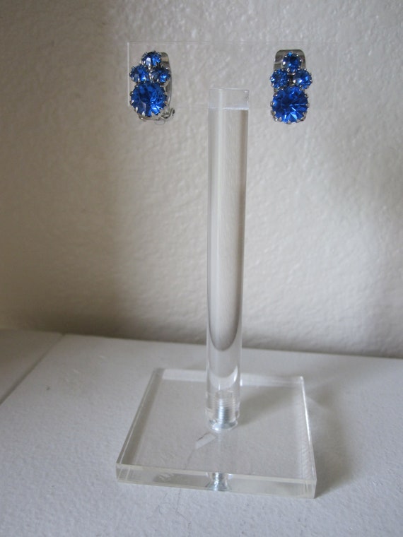 BLUE RHINESTONE Clip On Earrings Circa 1960s - image 4