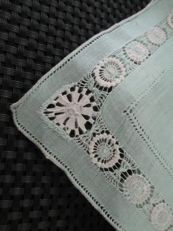 2 ANTIQUE LACE Linen Handkerchiefs - image 5