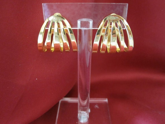 GOLD SEGMENTED HOOP  Pierced Earrings - image 4