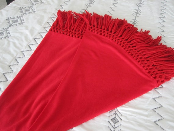 RED WOOL SHAWL With Hand Knotted Fringe - image 6