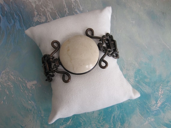 ARTISAN STONE BRACELET - image 9