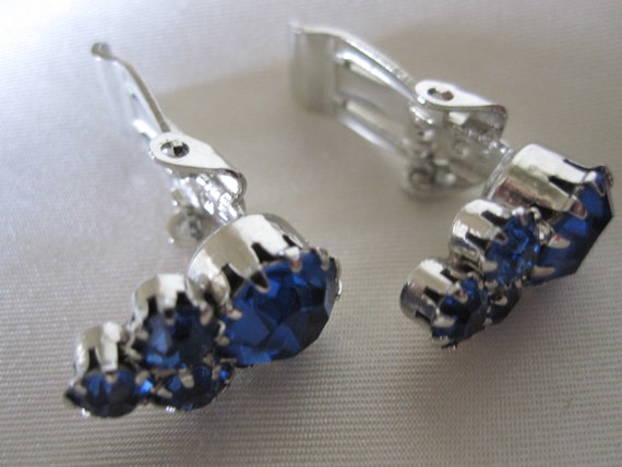 BLUE RHINESTONE Clip On Earrings Circa 1960s - image 3