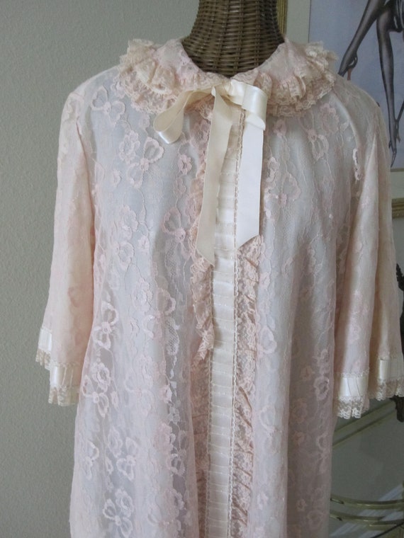 ODETTE BARSA PINK Lace Robe