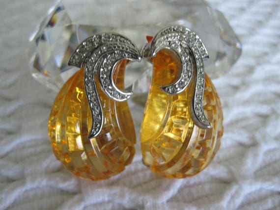 KENNETH JAY LANE Signed Designer Clip Earrings - image 2