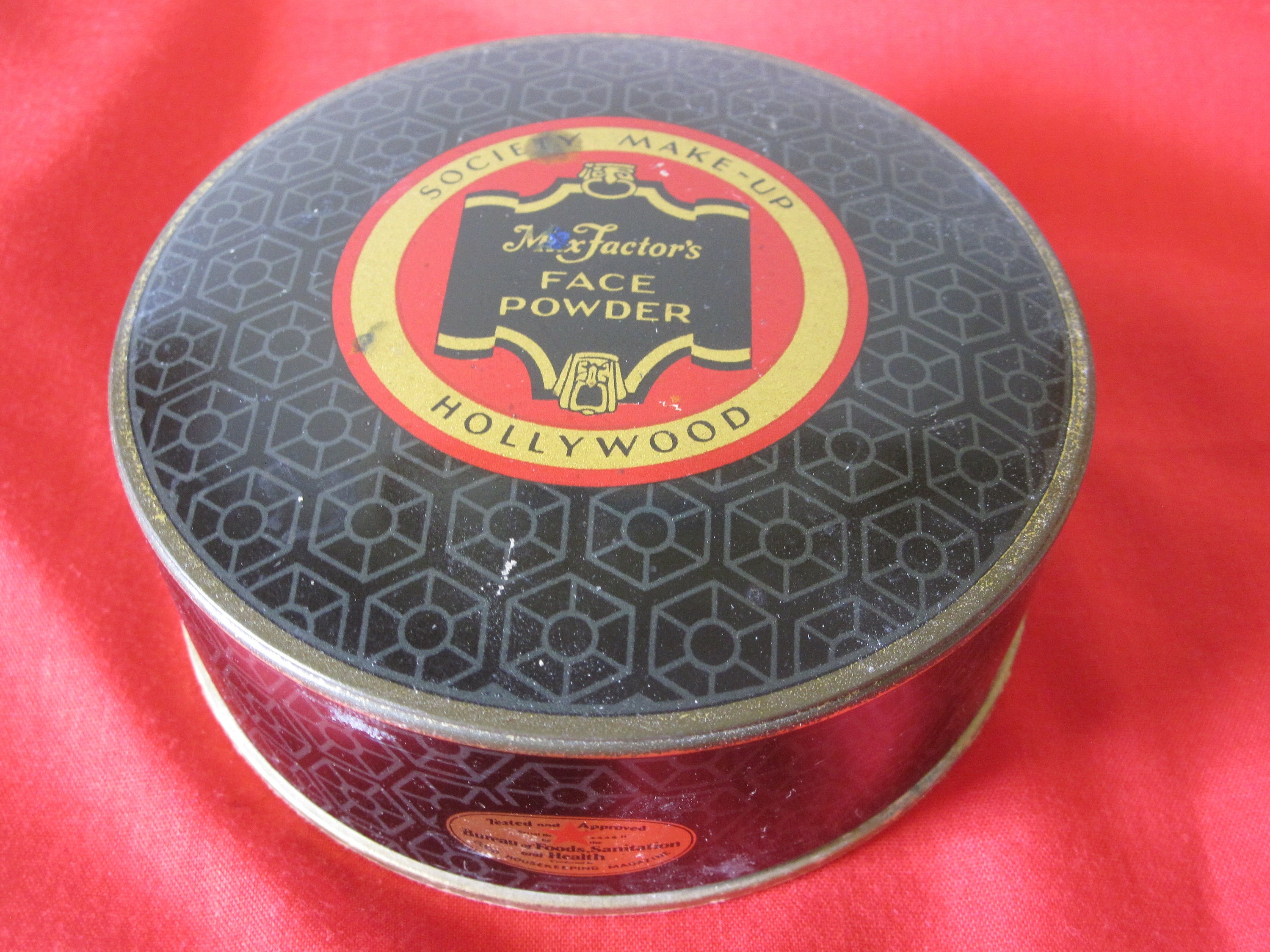 マックスファクター　メイク　MAX FACTOR'S HOLLYWOOD Max Factor Powder Box 1940s Hollywood Society Makeup Face