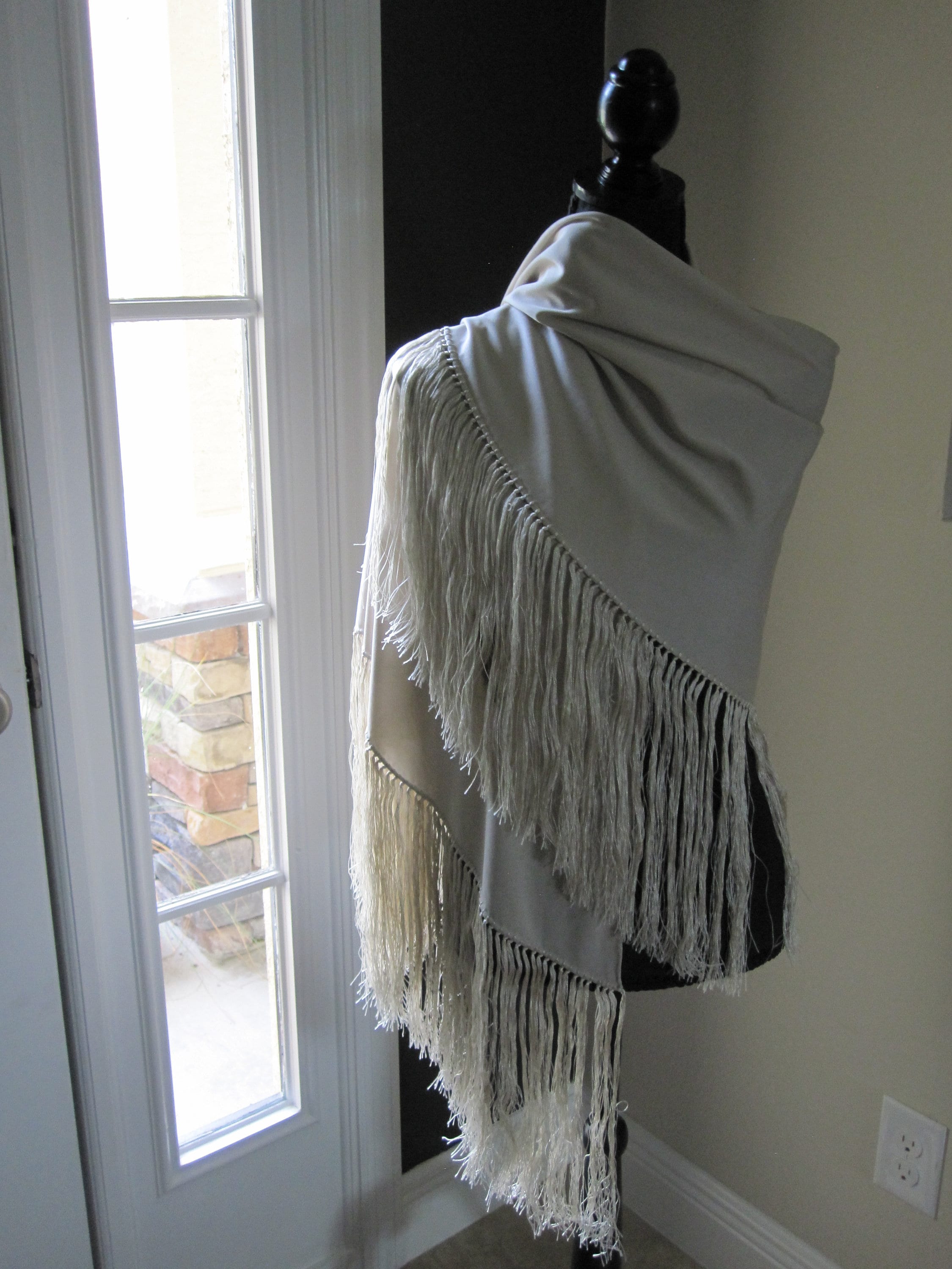 SILK ROSE FRINGED Vintage Shawl - Etsy