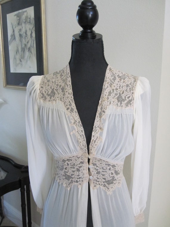 1920s SILK CHIFFON LACE Fitted Robe - image 4