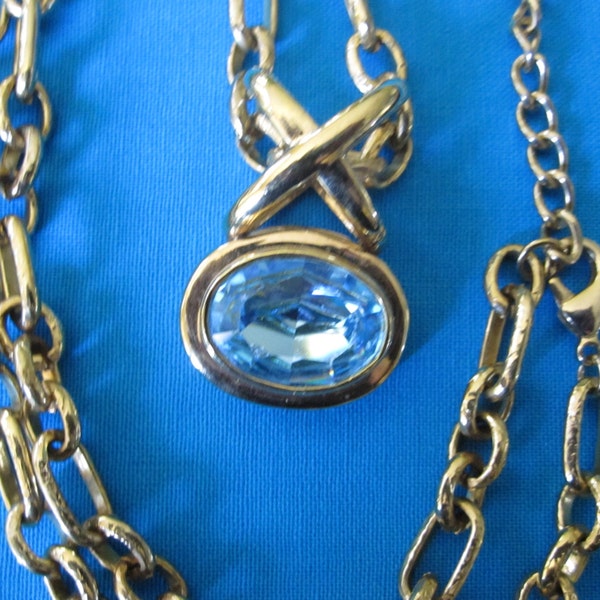 HUGS & KISSES  Blue Glass necklace