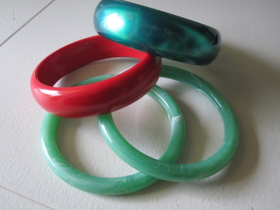 4 WINTER BANGLE BRACELETS - image 5