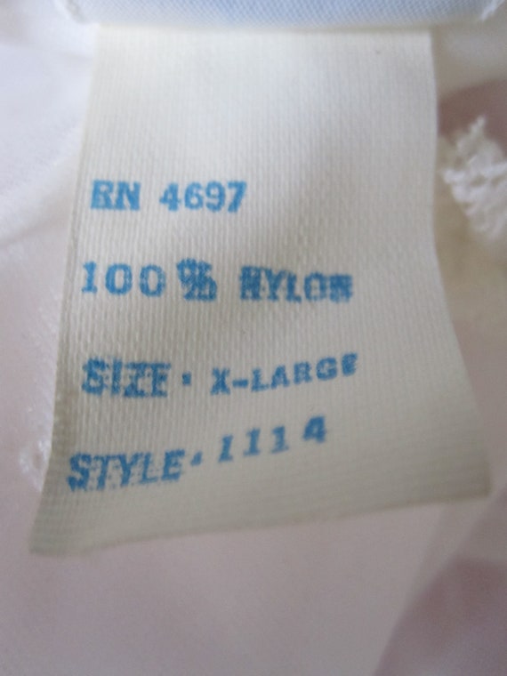 VINTAGE CHRISTENING GOWN - image 10