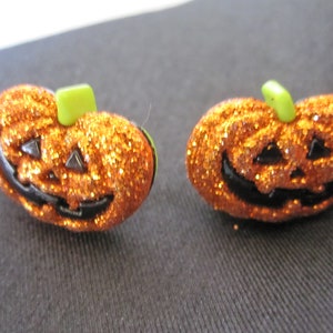 GLITTER PUMPKIN EARRINGS Pierced