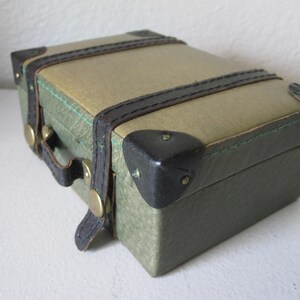 GREEN LEATHERETTE JEWELRY Box Circa 1960s