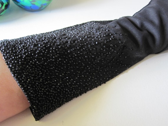 CRESCENDO BLACK BEADED Gauntlet Gloves - image 1