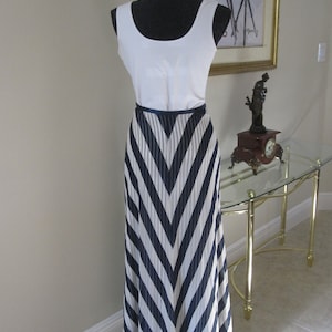 DANA BUCHMAN CHEVRON Silk Skirt