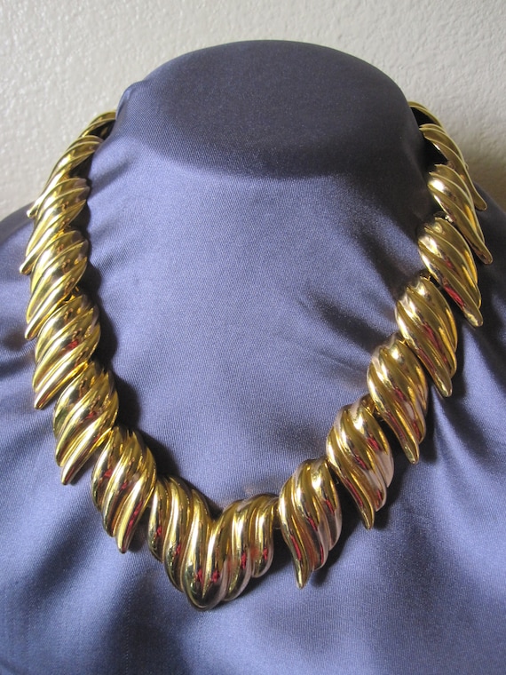 GOLD ANGEL WINGS Choker