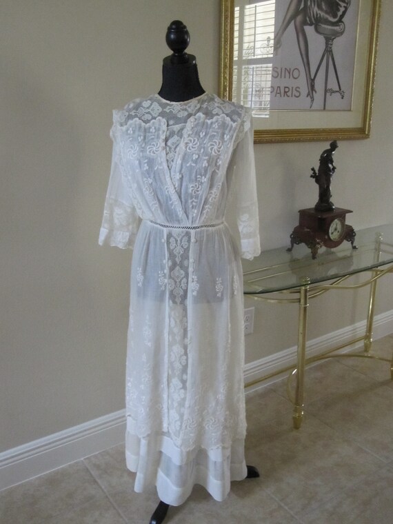 EDWARDIAN WHITE EMBROIDERED Dress