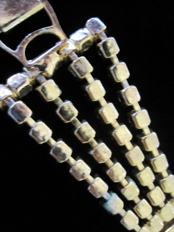 STUNNING MILKGLASS RHINESTONE Bracelet - image 3