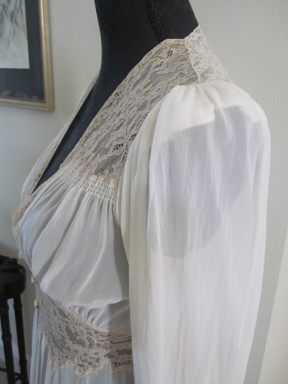 1920s SILK CHIFFON LACE Fitted Robe - image 6