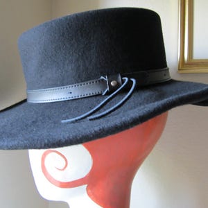 UNISEX BLACK WOOL Felt Hat Original Box