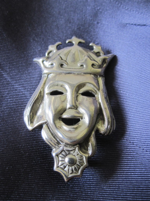 STERLING ROYAL Queen/King  Brooch/Pendant Signed L