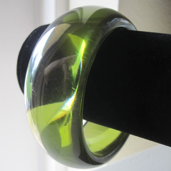 OLIVE GREEN LUCITE Wide Bangle Bracelet