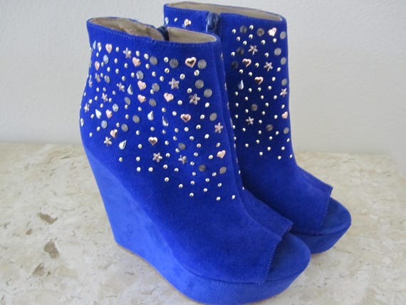 cobalt blue suede shoes