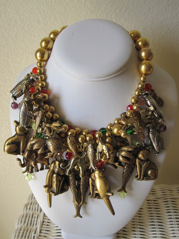 VINTAGE ANIMAL CHARM Necklace